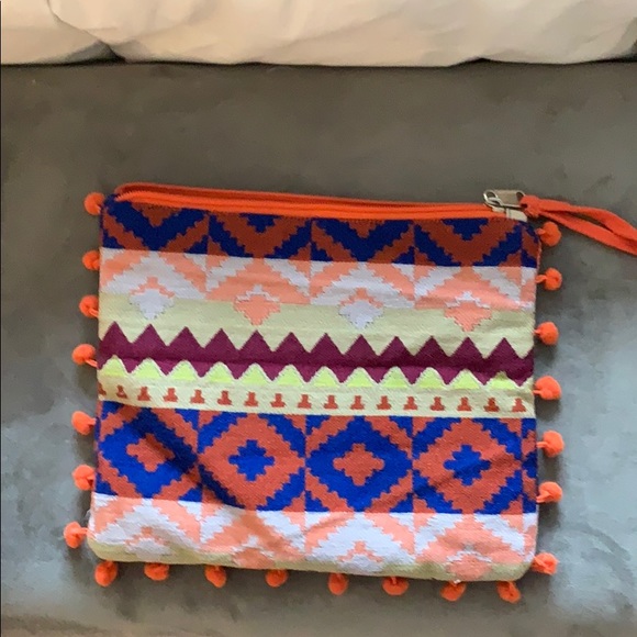 America and beyond fabric clutch - Picture 2 of 2